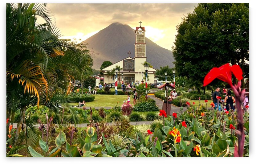 La Fortuna Costa Rica by Alberto Varela